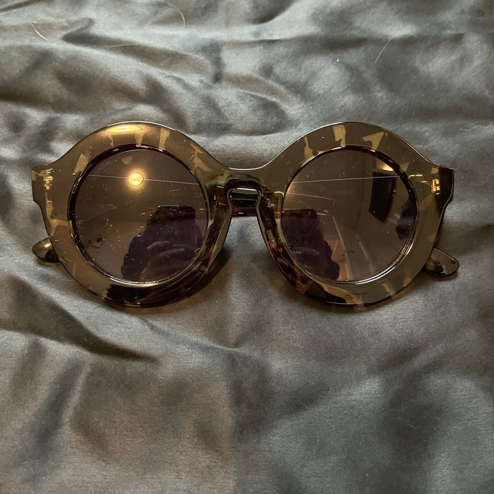 Forever 21 Round Tortoise Sunglasses